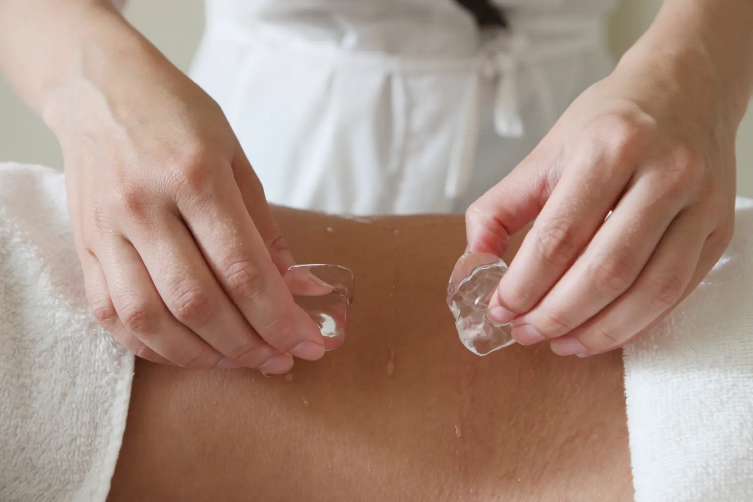 Professional spa hot and cold procedure 